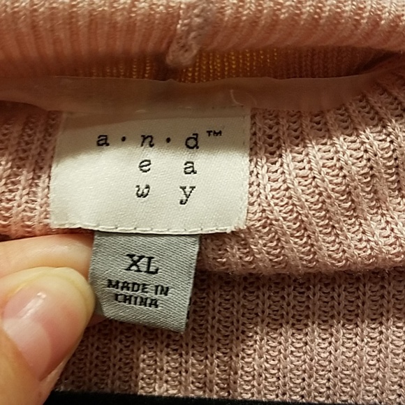 Blush Cardigan - Picture 2 of 2